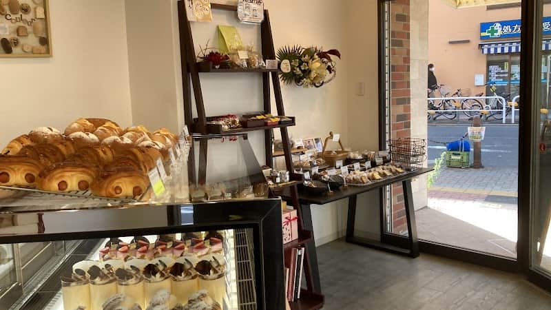 パティスリークルールの店内風景