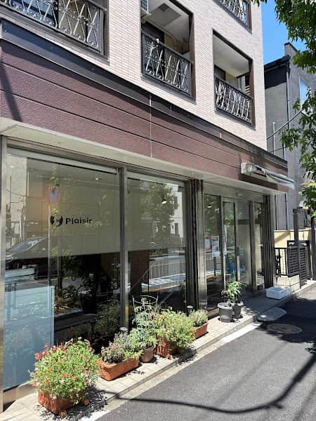 プレジールの店内風景