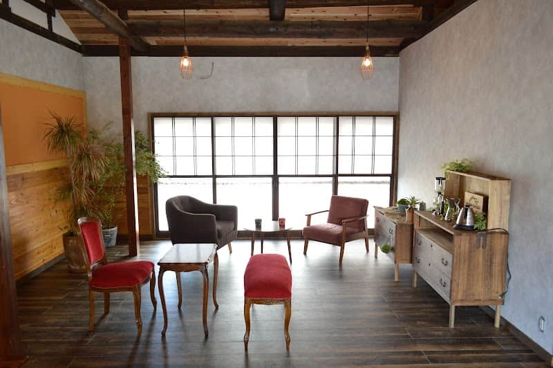 珈琲豆山倉 江南区本店の店内風景