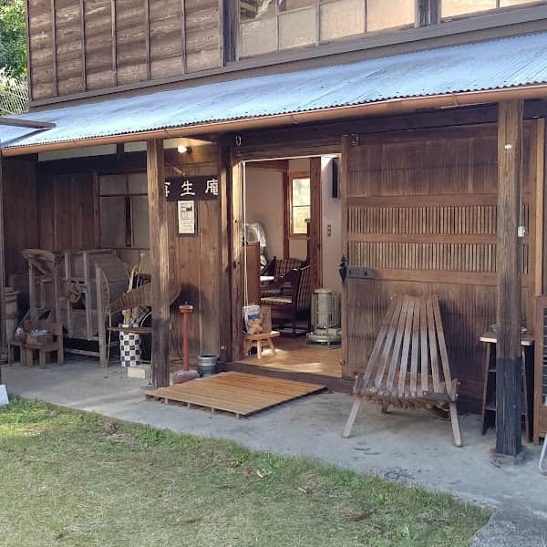 月 再生庵 シェアキッチンの店内風景
