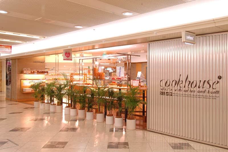 クックハウス 阪急三番街店の店内風景