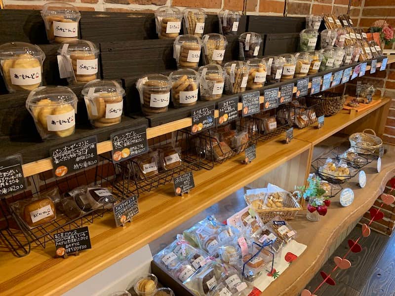 ベーカリー＆カフェ コパンの店内風景