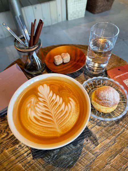 珈琲ぶん ROAST FACTORYの店内風景