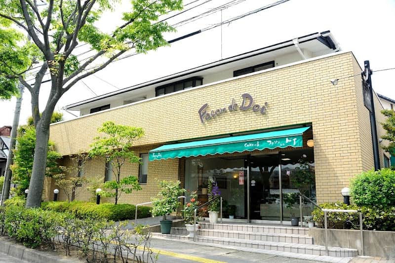 Cakeの店 ファソン・ドゥ・ドイの店内風景