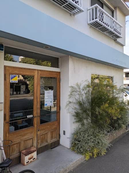 ハシグチ洋菓子店の店内風景