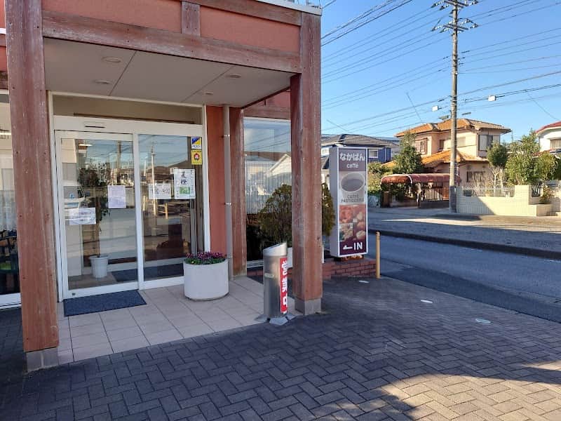 なかぱんカフェ 君津店の店内風景