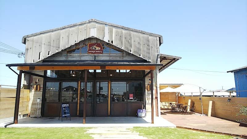 山のパン屋ダディーズベーカリー 稲美店の店内風景