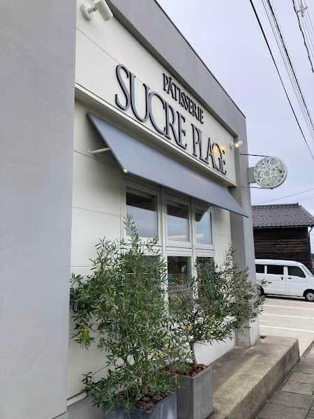 PÂTISSERIE SUCRE PLAGEの店内風景