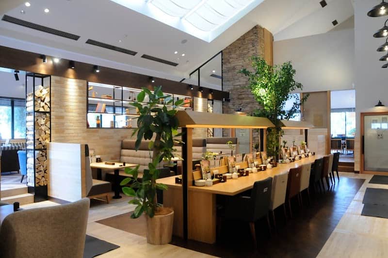むさしの森珈琲 昭島店の店内風景