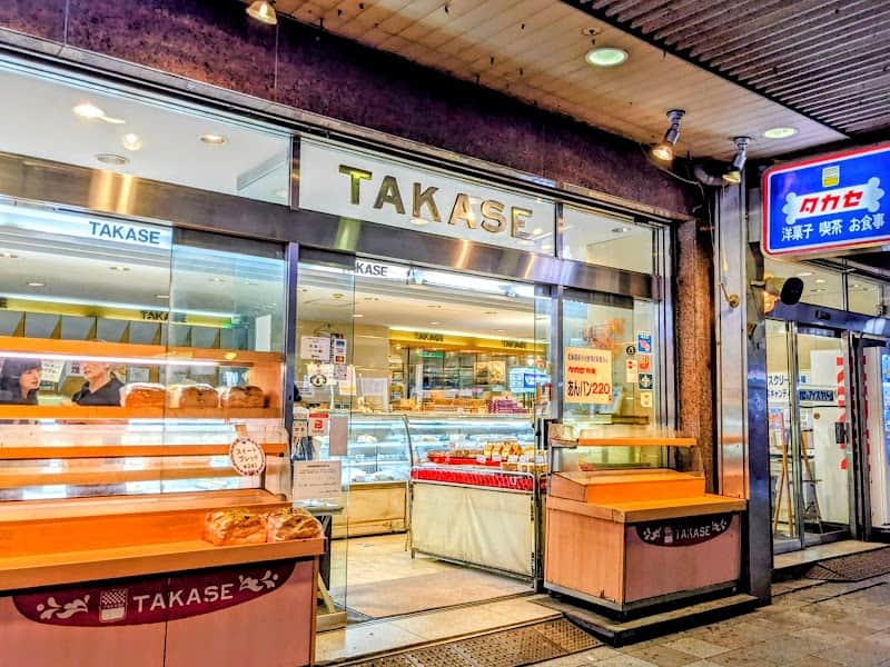 タカセ 池袋本店の店内風景