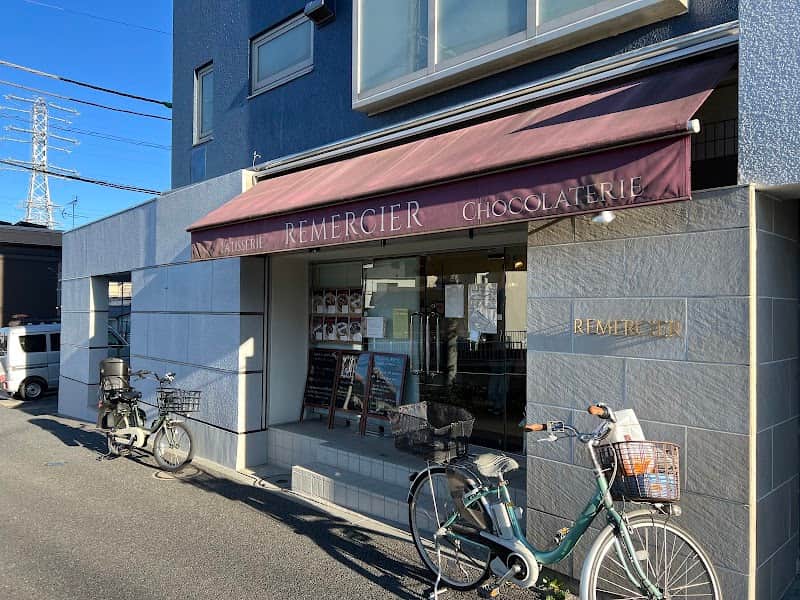 パティスリー ショコラトリー ルメルシエ（REMERCIER）の店内風景