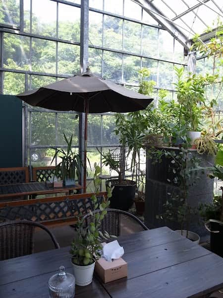 はちわれ農園の店内風景
