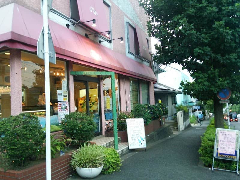 パティスリー・テール 本店の店内風景