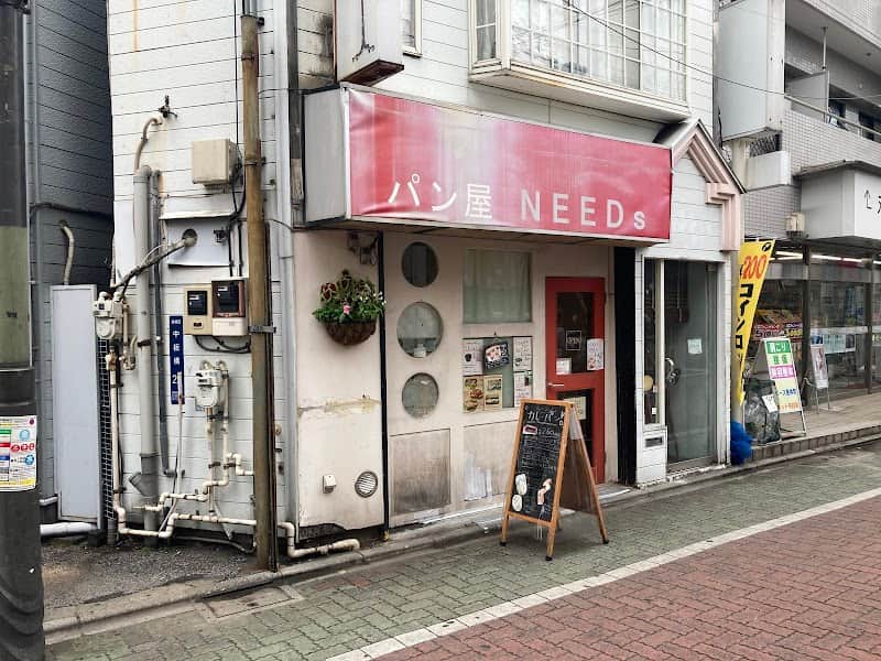 ベーカリーカフェ ニーズの店内風景