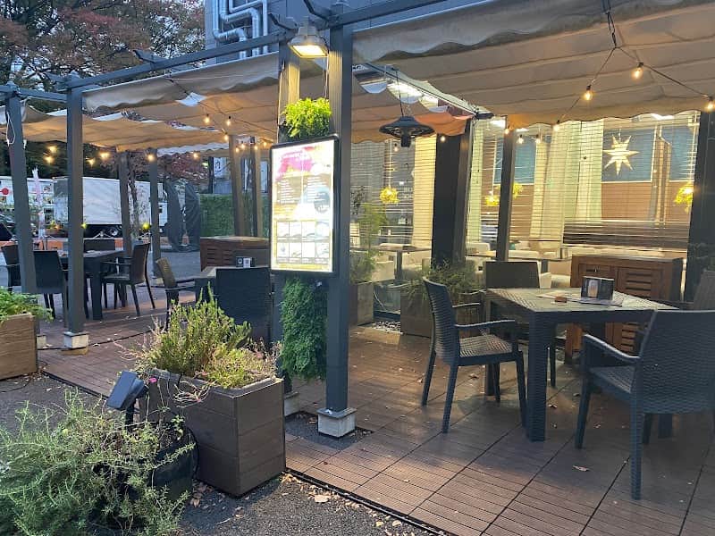 府中けやきテラスの店内風景