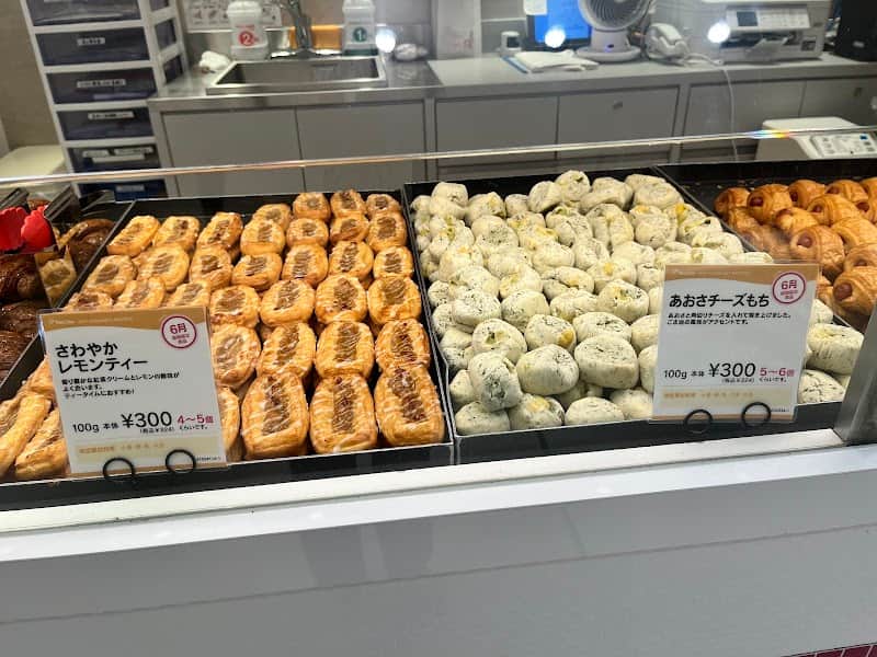ドンク イーサイト高崎店の店内風景