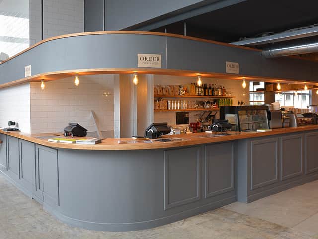 ツリーズコーヒーカンパニー ハートランドマミー店の店内風景
