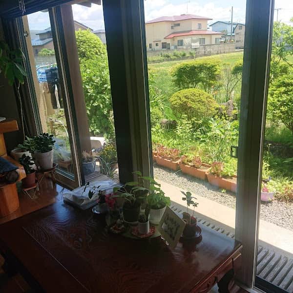 囲炉裏カフェCoCoの店内風景
