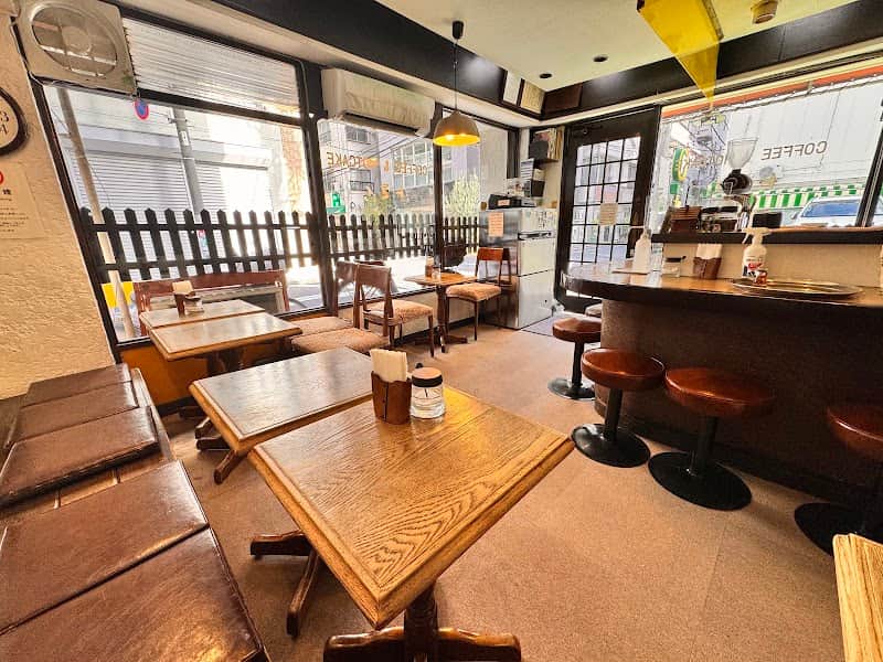 珈琲専門店 トミィの店内風景