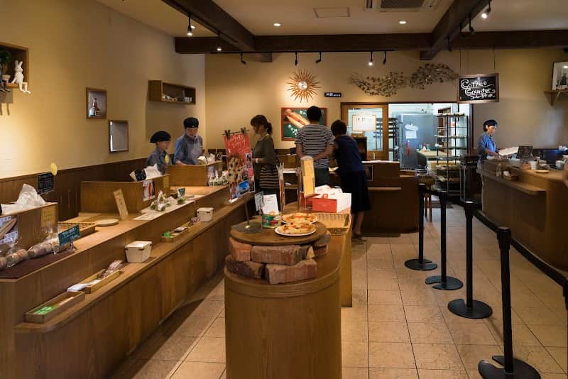 国産小麦パン工房 フルフル 松崎本店の店内風景
