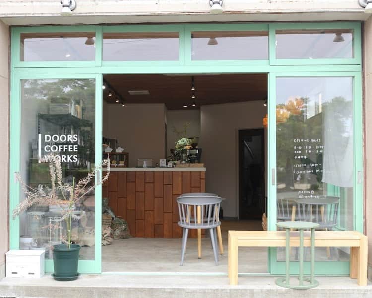 DOORS COFFEE WORKS 京王ロースタリーの店内風景