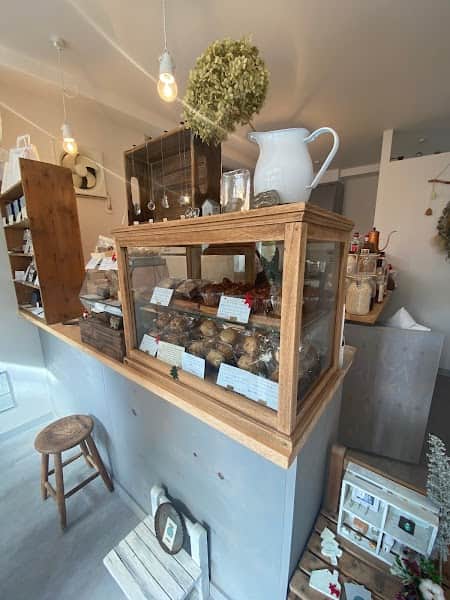 ココロニソットヨリソウオヤツ ロンロネの店内風景