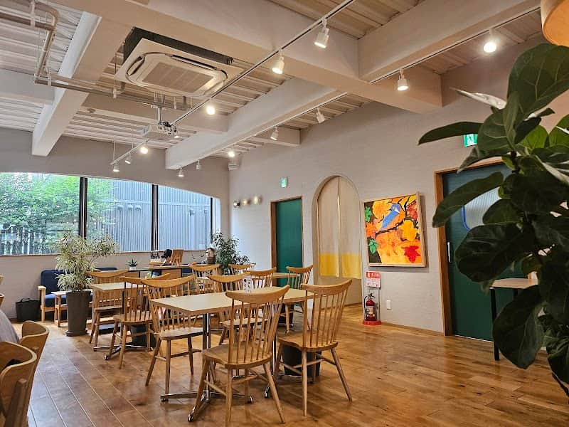 SORAHIRO FIKAの店内風景