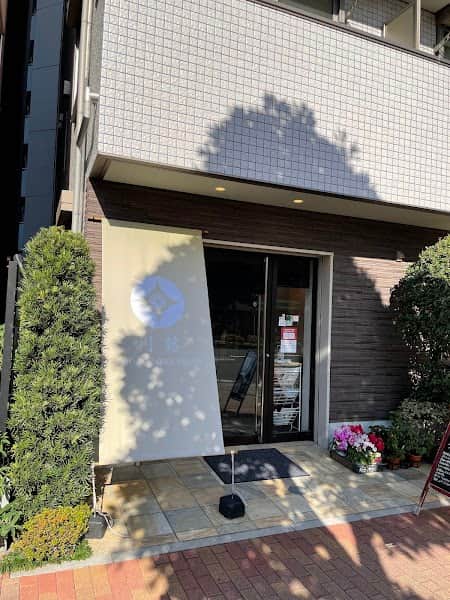 ショコラティエ 川路の店内風景