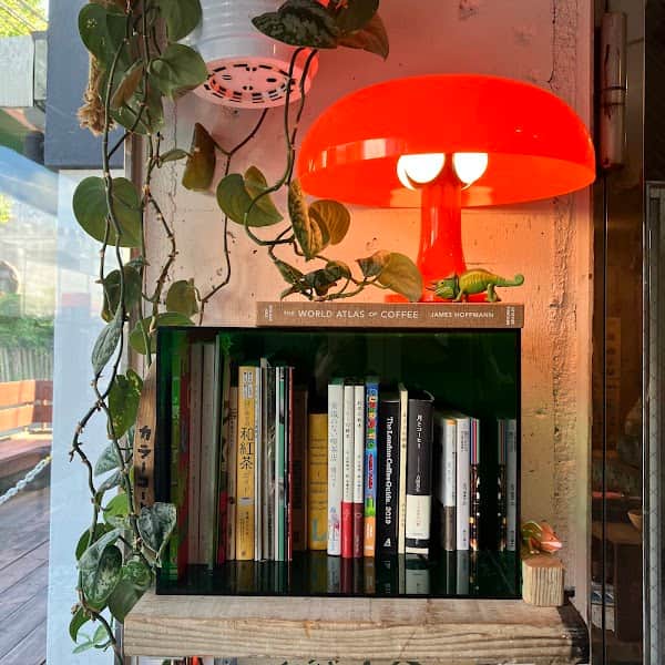 colour coffee/カラーコーヒーの店内風景