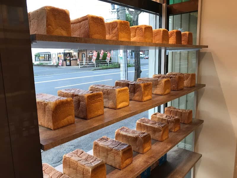 純生食パン工房 HARE/PAN 四日市店の店内風景