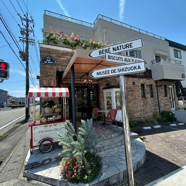 ベベナチュール静岡草薙の店内風景