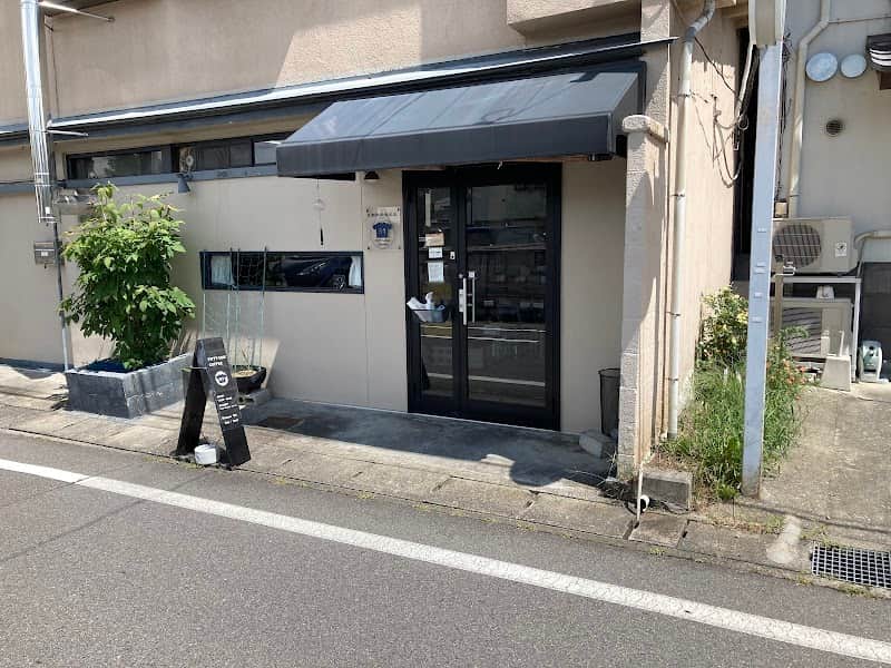 FIFTY-ONE COFFEEの店内風景