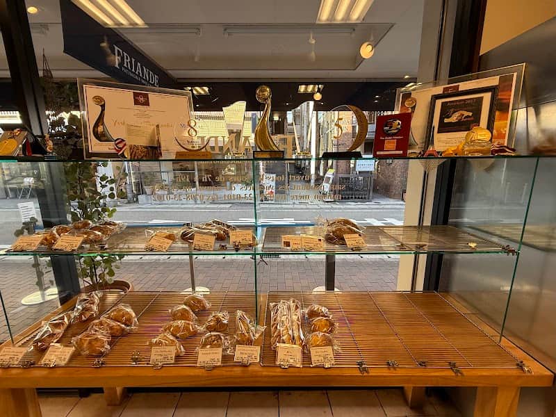 ブーランジェリー・フリアンド 本店の店内風景