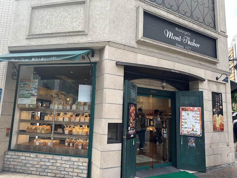麻布十番モンタボー 本店の店内風景