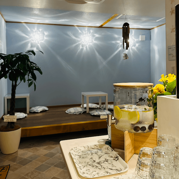tea lounge まぁるの店内風景