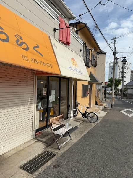 ピアッコリーナサイの店内風景