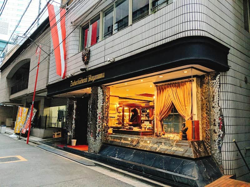 ツッカベッカライカヤヌマの店内風景
