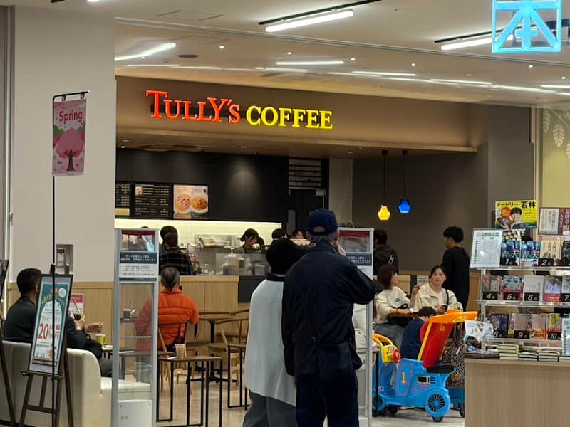 タリーズ コーヒー イオンタウンユーカリが丘店の店内風景