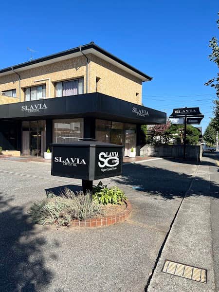 SLAVIA CRYSTAL松本ショールームの店内風景