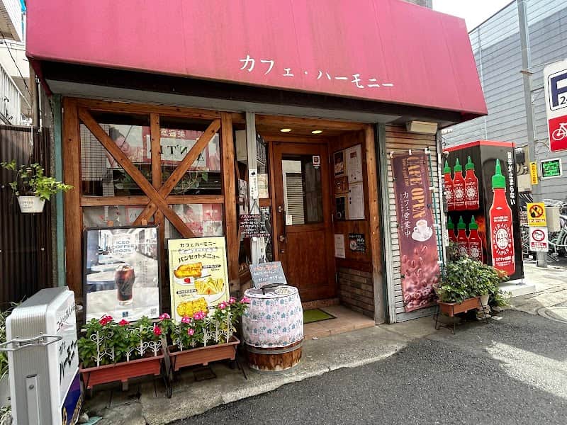 Cafe ハーモニーの店内風景