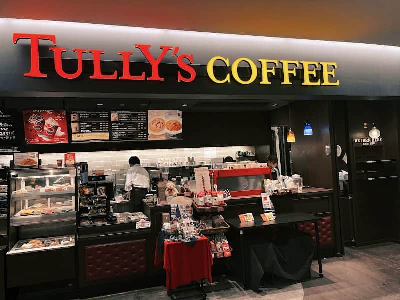 タリーズコーヒー 池袋東口店の店内風景