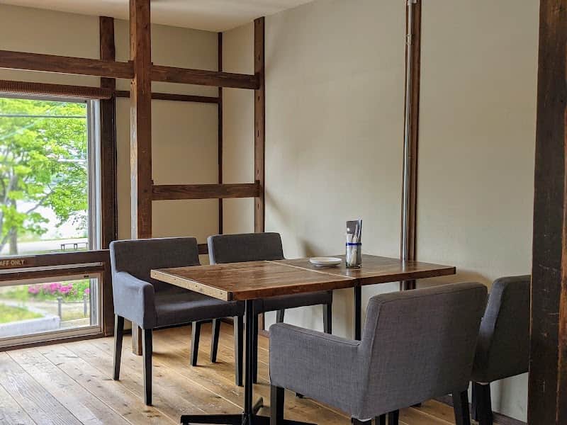 cafe fukubakoの店内風景