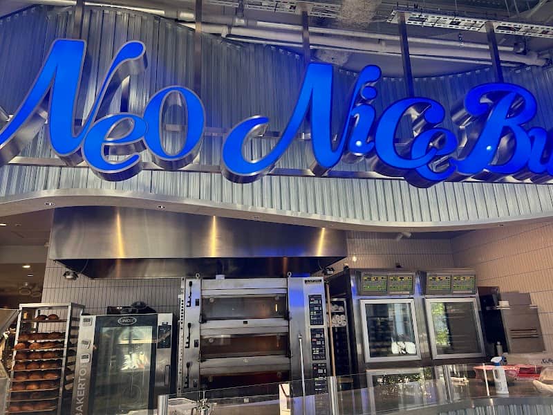 Neo Nice Burger 渋谷宮益坂の店内風景
