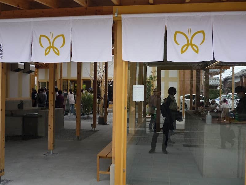 シン・金蝶堂の店内風景