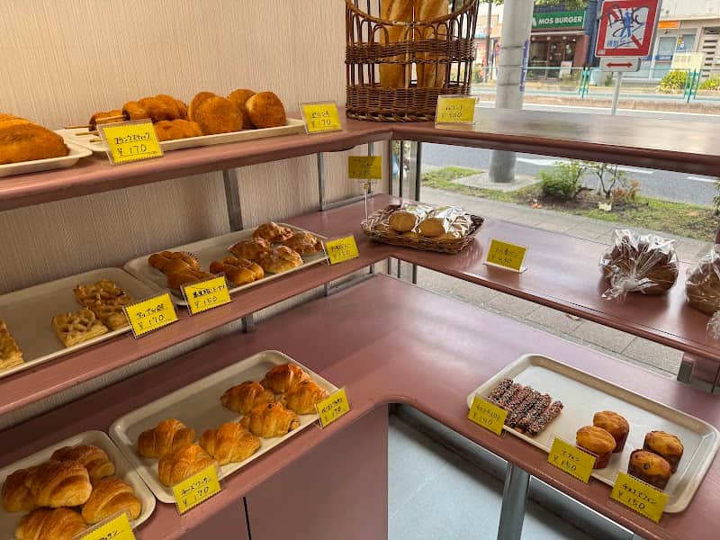 ホームベーカリー麦 BAKUの店内風景