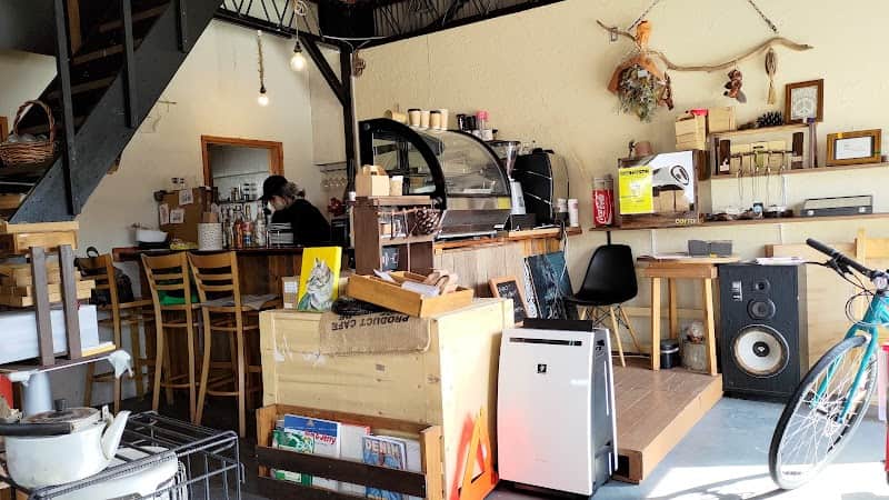 Peace倉庫の店内風景