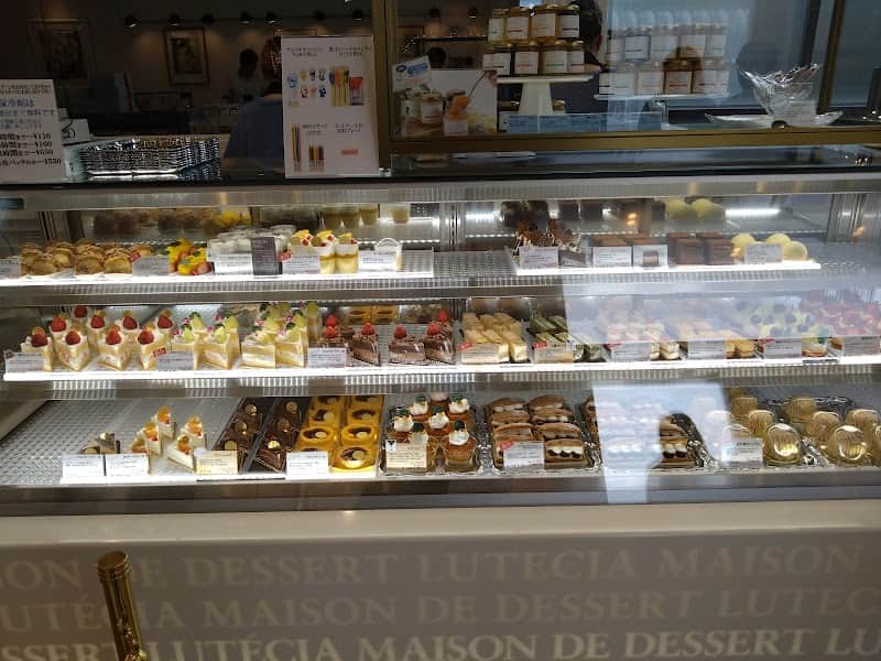 フランス菓子 LUTÉCIAの店内風景