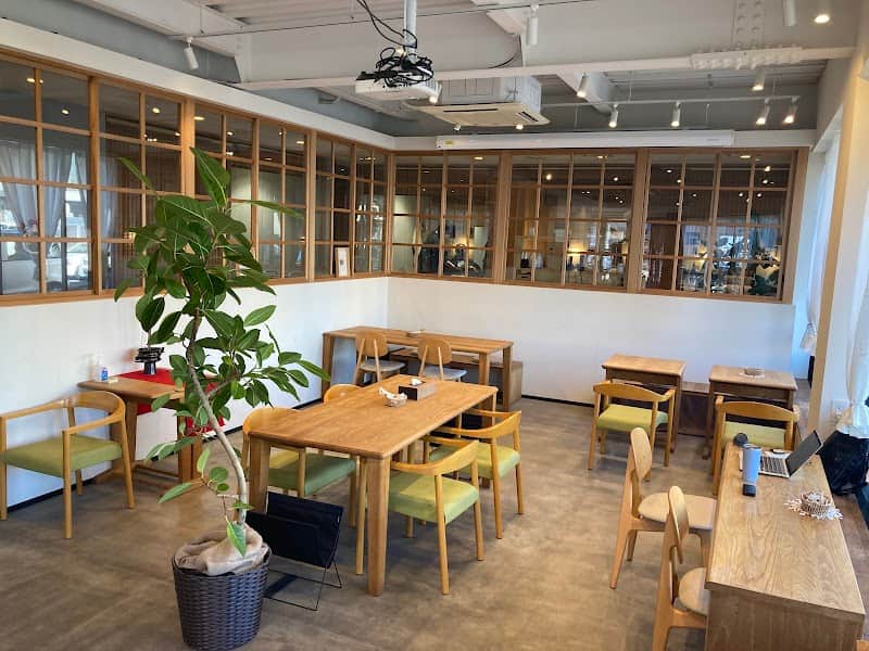 茶の間 淹れたて珈琲の店内風景