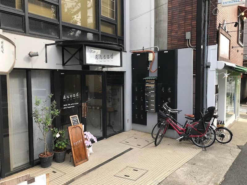 knead（ニード）の店内風景