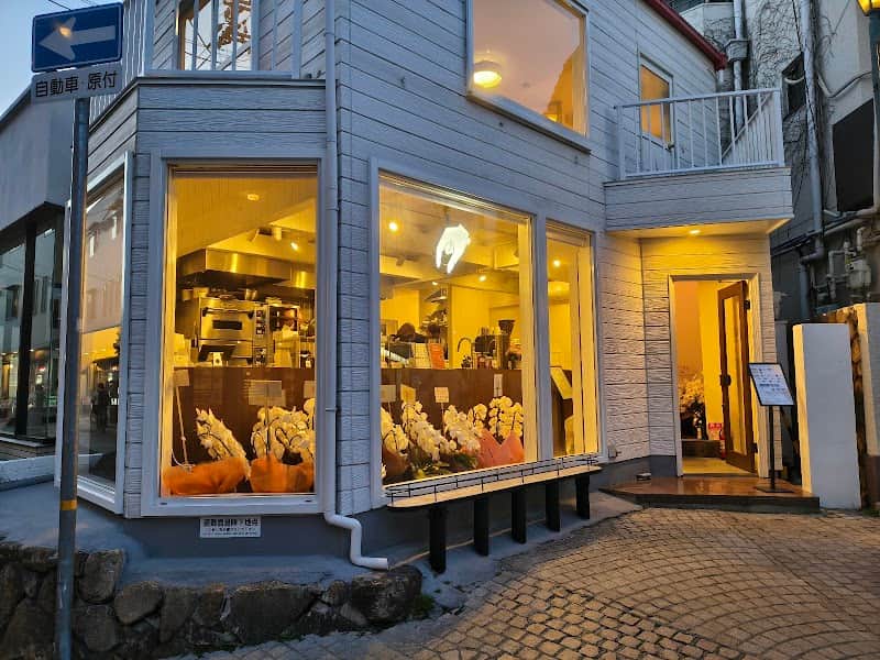 SHICT 岡本の店内風景
